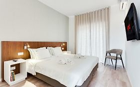 Hopstays Oporto Bridges - Downtown Apartment